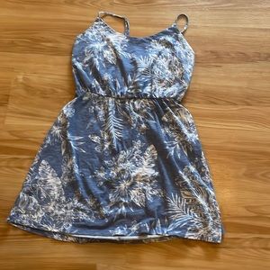 Old navy light blue tropic patterned dress.